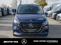 Gebraucht Mercedes V220 Style 163 PS (119 kW) 2024 Sodalithblau met. Van / Kleinbus