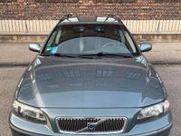 Gebraucht Volvo V70 140 PS (102 kW) 2001 Grün Kombi