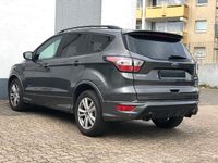 Gebraucht Ford Kuga ST-Line 182 PS (133 kW) 2017 Grau SUV