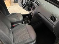 Gebraucht VW Polo 90 PS (66 kW) 2014 Grau Kleinwagen