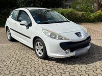 Gebraucht Peugeot 207 95 PS (69 kW) 2009 Weiß Kleinwagen