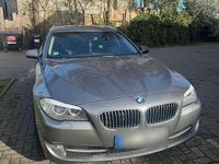 Gebraucht BMW 520 184 PS (135 kW) 2011 Grau Limousine