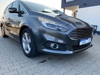 Gebraucht Ford S-MAX Titanium 179 PS (131 kW) 2015 Grau Van / Kleinbus