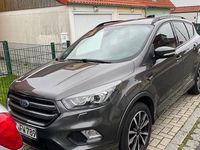 Gebraucht Ford Kuga ST-Line 150 PS (110 kW) 2018 Grau SUV