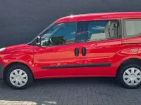 Gebraucht Opel Combo Selection 95 PS (69 kW) 2017 Tomatenrot Van / Kleinbus