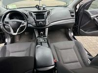 Gebraucht Hyundai i40 137 PS (100 kW) 2011 Schwarz
