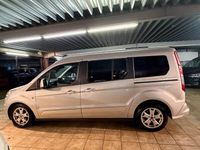 Gebraucht Ford Tourneo Connect Titanium 120 PS (88 kW) 2016 Silber Van / Kleinbus