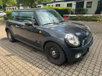 Käytetty Mini Cooper 70 HP (51 kW) 2008 Musta Viistoperä