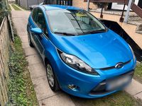 Używany Ford Fiesta 60 KM (44 kW) 2012 Niebieski Hatchback