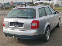 Gebraucht Audi A4 131 PS (96 kW) 2001 Silber Kombi