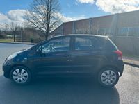 gebraucht Toyota Yaris (1 Hand gepflegt)