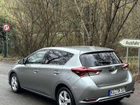 Gebraucht Toyota Auris Design 116 PS (85 kW) 2018 Grau Limousine