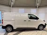 Gebraucht Opel Vivaro 149 PS (109 kW) 2021 Weiss Van / Kleinbus