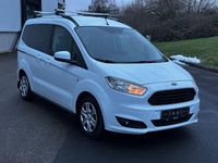 Gebraucht Ford Tourneo Courier Trend 101 PS (74 kW) 2016 Weiß Van / Kleinbus