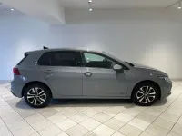 Gebraucht VW Golf VIII 110 PS (80 kW) 2021 Grau Limousine