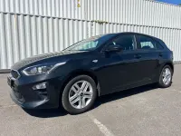 Używany Kia Ceed Vision 99 KM (72 kW) 2019 Czarny Hatchback