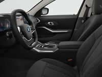 Gebraucht BMW 318 Comfort Edition 156 PS (114 kW) 2025 Weiß Kombi