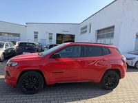 Gebraucht Jeep Compass Altitude 131 PS (96 kW) 2023 Rot SUV