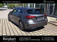 Gebraucht Mercedes A200 Advanced 150 PS (110 kW) 2024 lack mountaingrau Limousine
