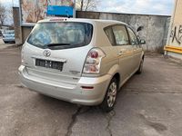 Gebraucht Toyota Verso 2009 Silber Van / Kleinbus