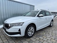 Neu Skoda Octavia Lodge 150 PS (110 kW) 2026 Moon weiß perleffekt Kombi