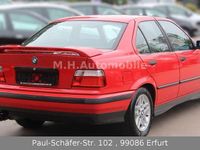 Gebraucht BMW 318 116 PS (85 kW) 1994 Rot Limousine