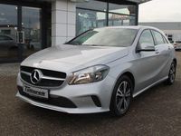 Gebraucht Mercedes A180 Style 122 PS (89 kW) 2017 Silber Limousine