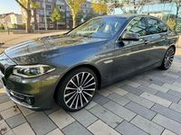 Gebraucht BMW 525 Luxury Line 218 PS (160 kW) 2016 Grau Limousine