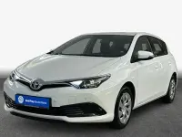 Gebraucht Toyota Auris Basis 99 PS (72 kW) 2016 Schneeweiß Limousine
