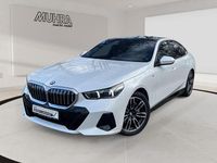 Gebraucht BMW 540 M Sport 303 PS (222 kW) 2025 Mineralweiss Limousine