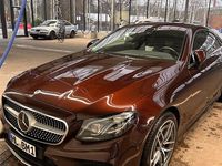 Gebraucht Mercedes E220 AMG 194 PS (142 kW) 2019 Coupé