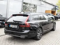 Gebraucht Volvo V90 Plus 197 PS (144 kW) 2024 Onyx black / metallic Kombi
