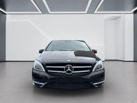 Gebraucht Mercedes B180 122 PS (89 kW) 2013 Schwarz Van / Kleinbus