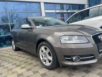 gebraucht Audi A3 1.6 TDI Attraction