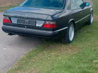 Gebraucht Mercedes E320 220 PS (161 kW) 1993 Schwarz Coupé