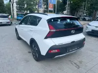 Gebraucht Hyundai Bayon Trend 120 PS (88 kW) 2023 Weiß SUV