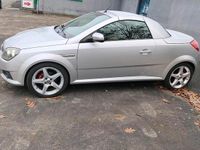 Gebraucht Opel Tigra 125 PS (91 kW) 2004 Silber Cabrio