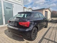 Gebraucht Audi A1 Attraction 105 PS (77 kW) 2011 Schwarz Kleinwagen