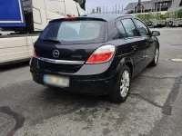 Gebraucht Opel Astra 125 PS (91 kW) 2004 Schwarz Kleinwagen