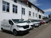 Neu Renault Trafic Komfort 110 PS (80 kW) 2026 Arctis weis Van / Kleinbus