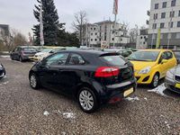 Gebraucht Kia Rio Edition 7 86 PS (63 kW) 2012 Schwarz Limousine