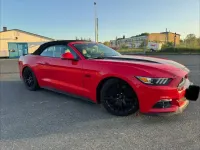 Gebraucht Ford Mustang GT 485 PS (356 kW) 2016 Rot Cabrio