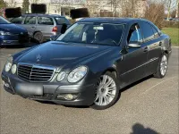 Gebraucht Mercedes E320 Avantgarde 224 PS (164 kW) 2006 Grau Limousine