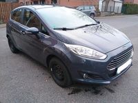 Gebraucht Ford Fiesta Titanium 80 PS (58 kW) 2013 Grau Kleinwagen