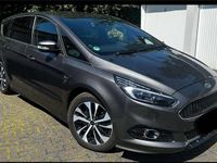 Gebraucht Ford S-MAX ST-Line 160 PS (117 kW) 2019 Grau Van / Kleinbus