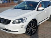 Gebraucht Volvo XC60 190 PS (139 kW) 2016 Weiß SUV