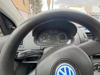 Gebraucht VW Polo Basis 54 PS (39 kW) 2002 Silber Limousine