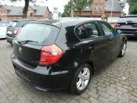 Gebraucht BMW 116 122 PS (89 kW) 2009 Schwarz Kleinwagen