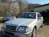 Gebraucht Mercedes C180 122 PS (89 kW) 1999 Silber Limousine