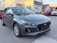 Second-hand Hyundai i30 Select 101 CP (74 kW) 2017 Gri Break